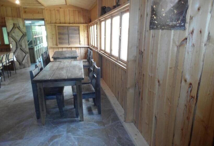 اتاق استاندارد با سرویس بهداشتی مشترک, Tekla