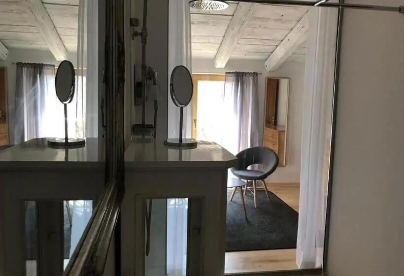 اتاق سوپریور, Residence Apolonija Guest House