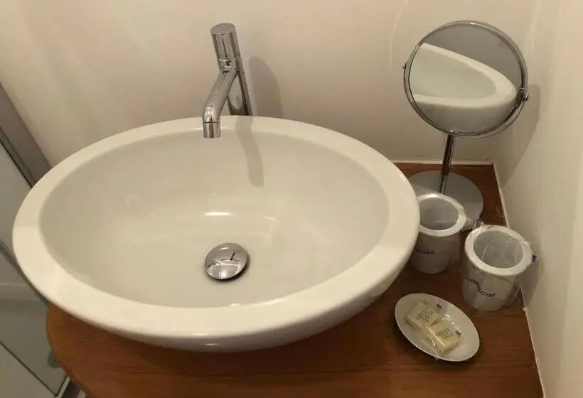 اتاق اکونومی, Residence Apolonija Guest House