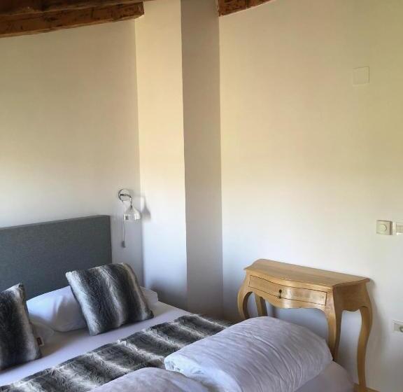 اتاق اکونومی, Residence Apolonija Guest House