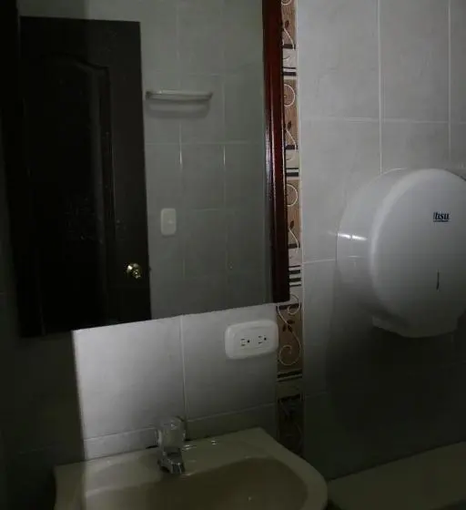 Standard Neljän Hengen Huone, Vivienda Turística El Castillo