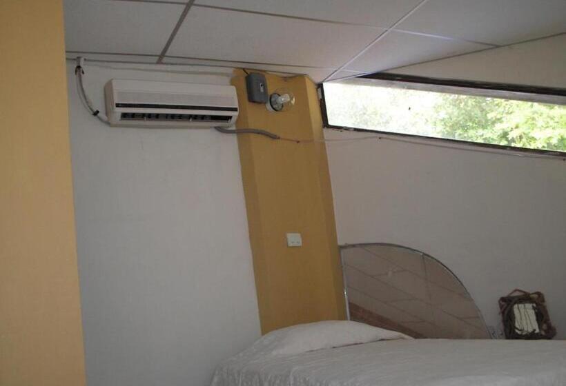 ２ベッドルームアパートメント, Vivienda Turística El Castillo