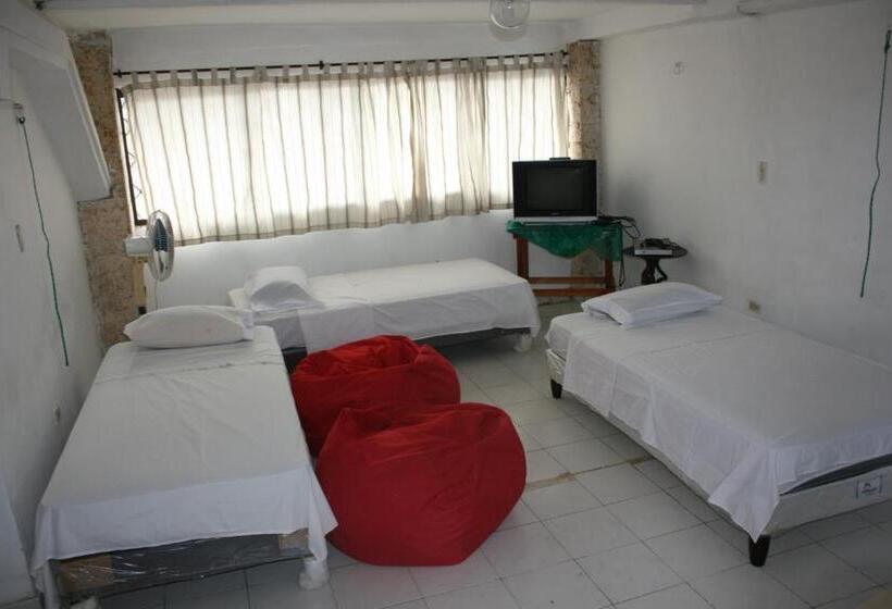 ２ベッドルームアパートメント, Vivienda Turística El Castillo