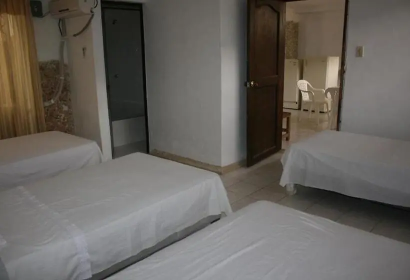 Standard Kolmen Hengen Huone, Vivienda Turística El Castillo