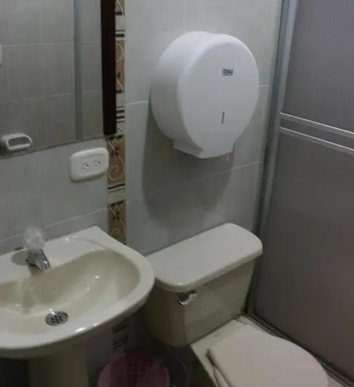 Standard Kolmen Hengen Huone, Vivienda Turística El Castillo