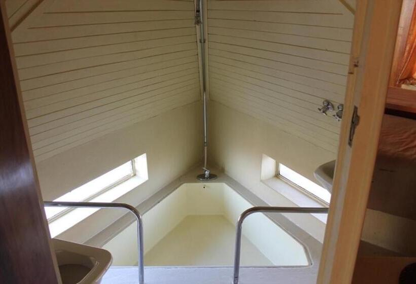 شاليه غرفة نوم واحدة, Pyramids Motel