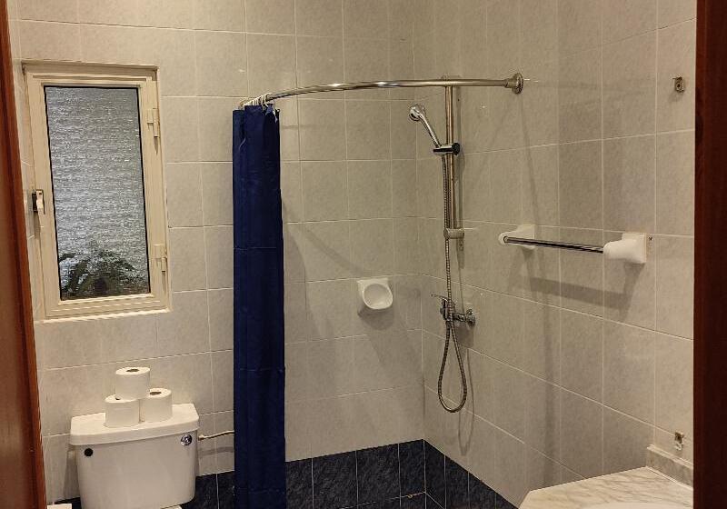 استودیوی استاندارد, Sc Club Village