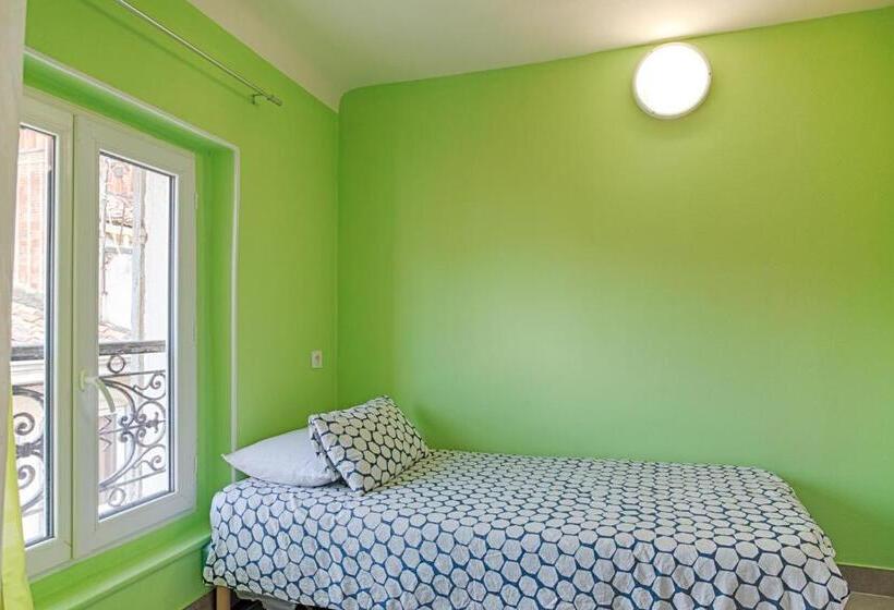 غرفة قياسية فردية, Monte Cristo