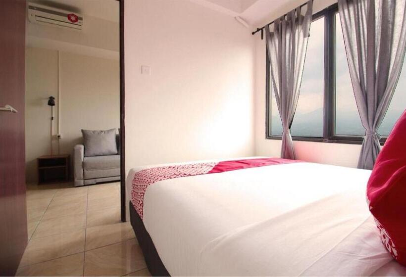 اتاق استاندارد یک نفره, Oyo 483 Flagship Tamansari Panoramic Bandung