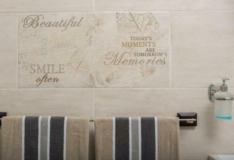 经济房, Dyna Guest House