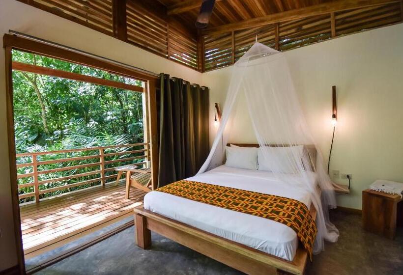 בקתה סטנדרטית, Satta Lodge