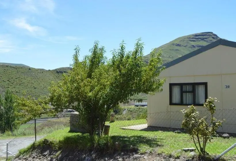 اتاق خانوادگی, Motebong Lodge