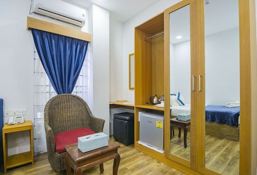 اتاق استاندارد یک نفره, Agga@9mile