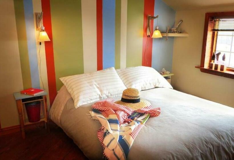 חדר סטנדרט נוף לים, Auberge Café Acadien