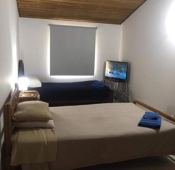 Habitación Triple Comfort, Hostal Norma101