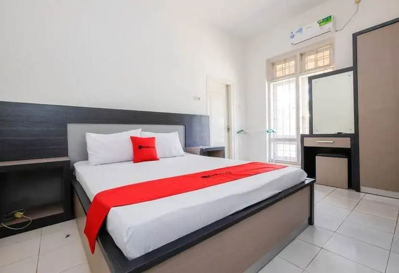 デラックスルーム, Reddoorz Near Moro Mall Purwokerto