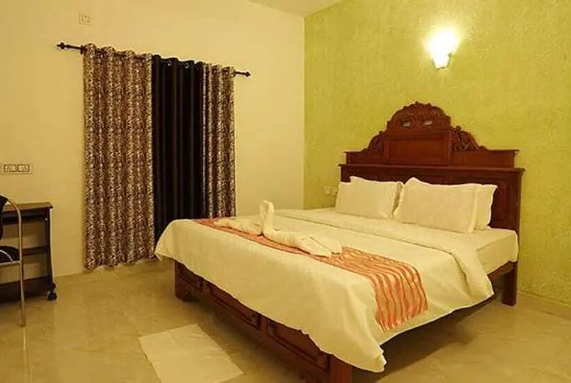 اتاق لوکس, Fabhotel Prime Moon Hill Resorts