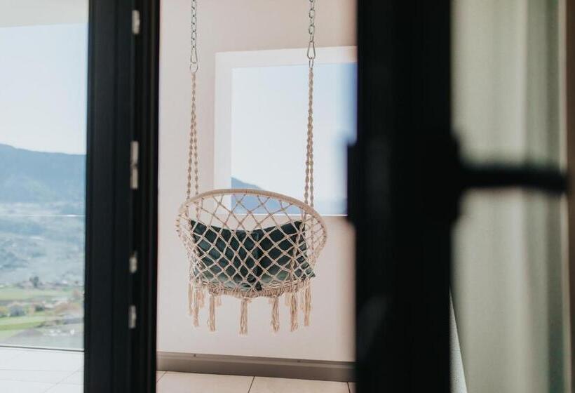 バルコニー付きデラックスルーム, La Vista Nature Living