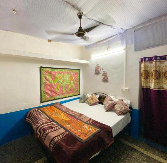 اتاق استاندارد با بالکن, Mirvana Guest House & Camel Safari