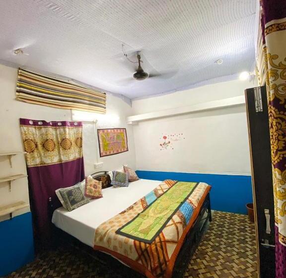 اتاق اکونومی, Mirvana Guest House & Camel Safari