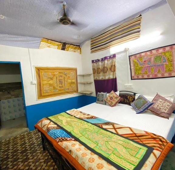 اتاق اکونومی, Mirvana Guest House & Camel Safari