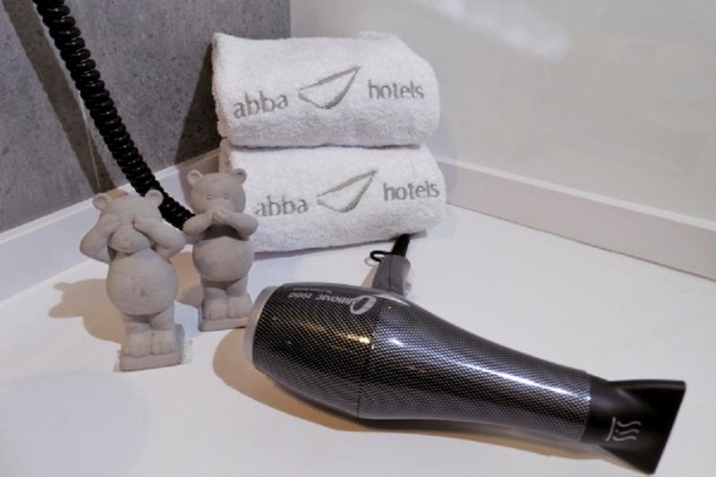 غرفة ديلوكس, Reddoorz Plus Near Universitas Negeri Makassar