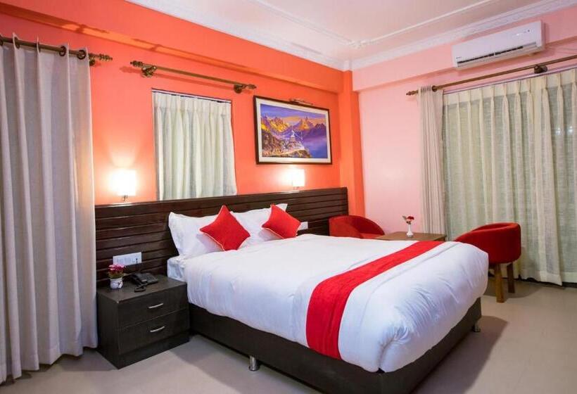 اتاق لوکس, Task International