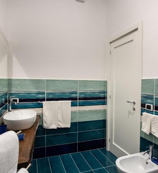 اتاق لوکس چهار تخته, Ohana Bed And Breakfast