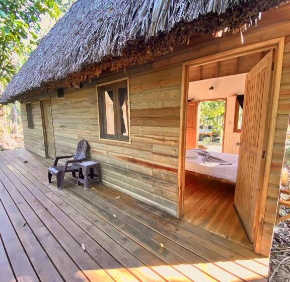 اتاق لوکس, Boatique Hotel And Marina