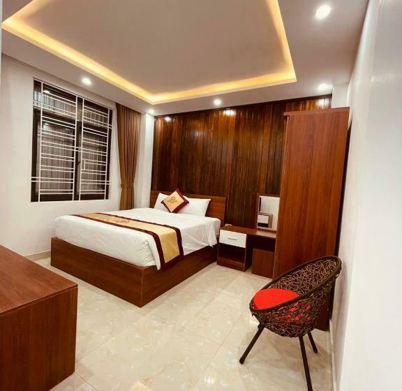 اتاق لوکس چهار تخته, Sapphire Hotel Hue