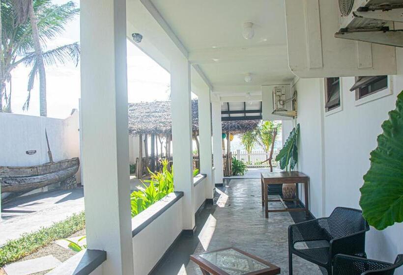 غرفة ديلوكس, Sailors' Bay