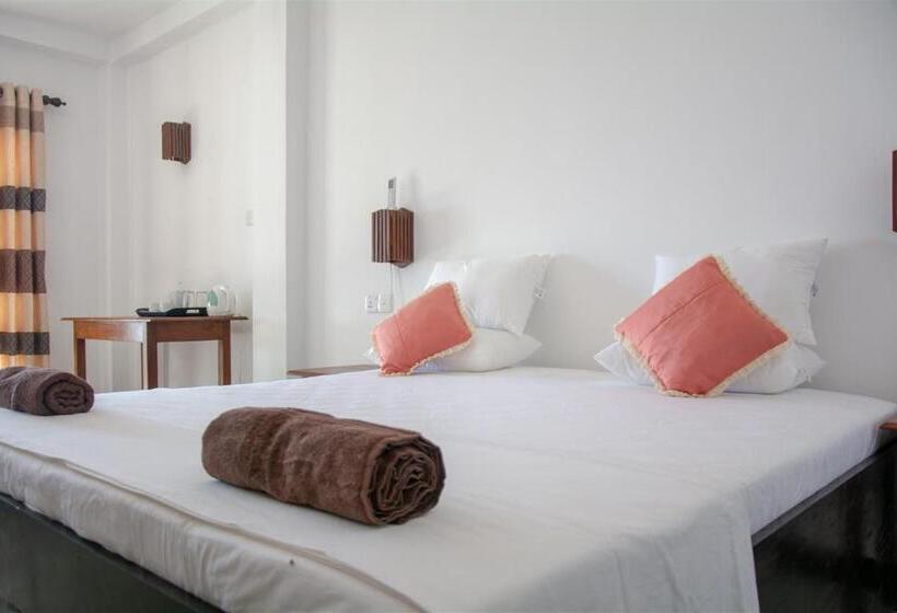 غرفة ديلوكس مطلّة علي البحر مزوَّدة بشُرفة, Sailors' Bay