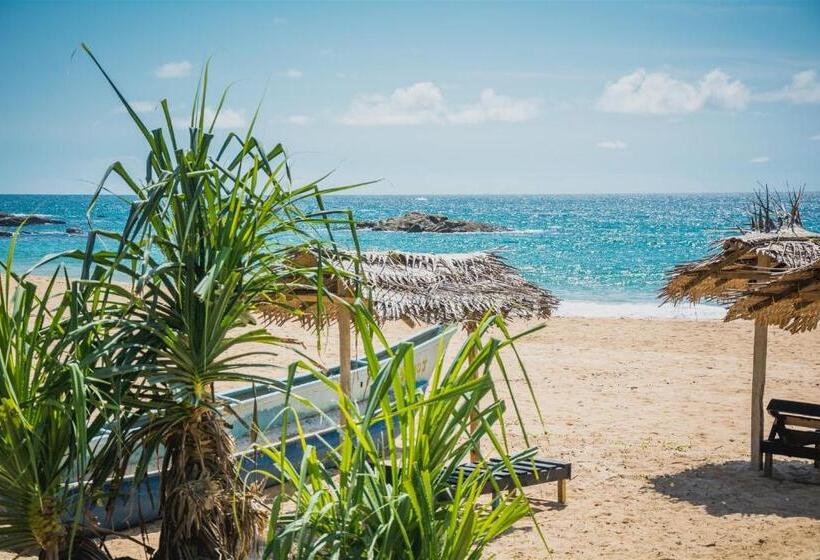 غرفة عائلية مطلّة علي البحر, Sailors' Bay