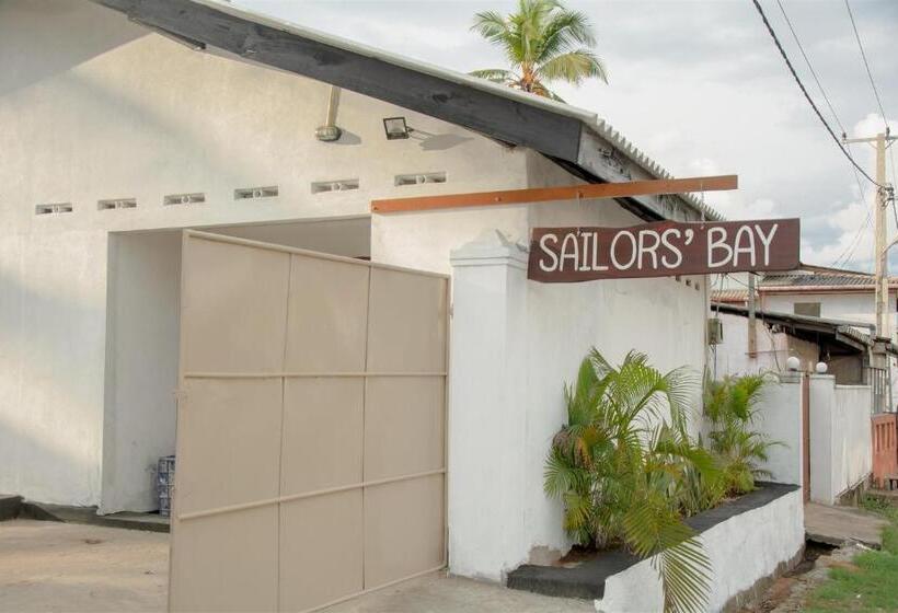 غرفة ديلوكس, Sailors' Bay