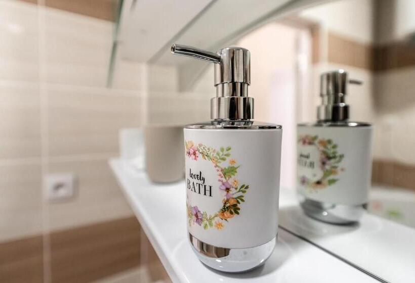 اتاق لوکس, Mixx