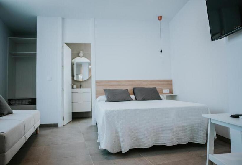 标准工作室, Apartamentos Zhr