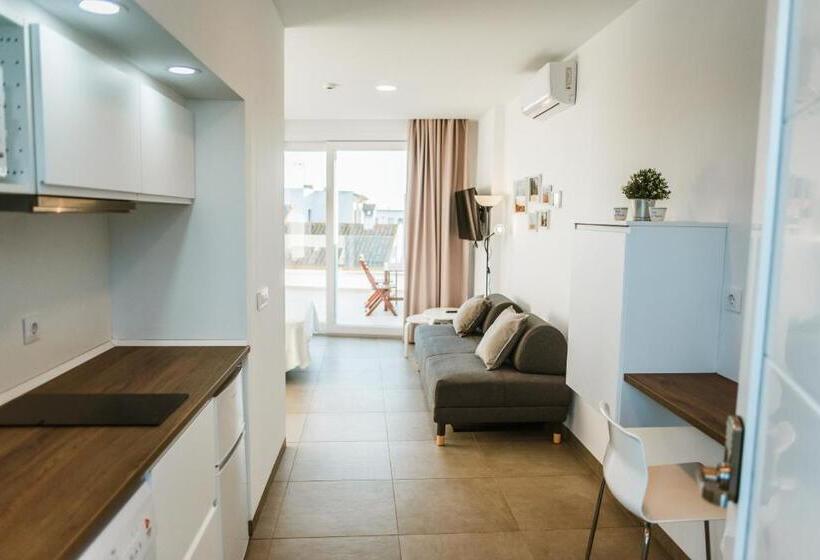 テラス付きスタンダードワンルーム, Apartamentos Zhr
