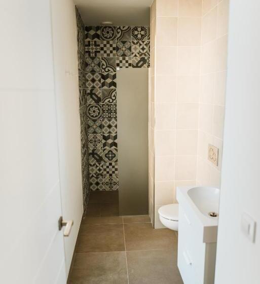 带露台的标准工作室, Apartamentos Zhr