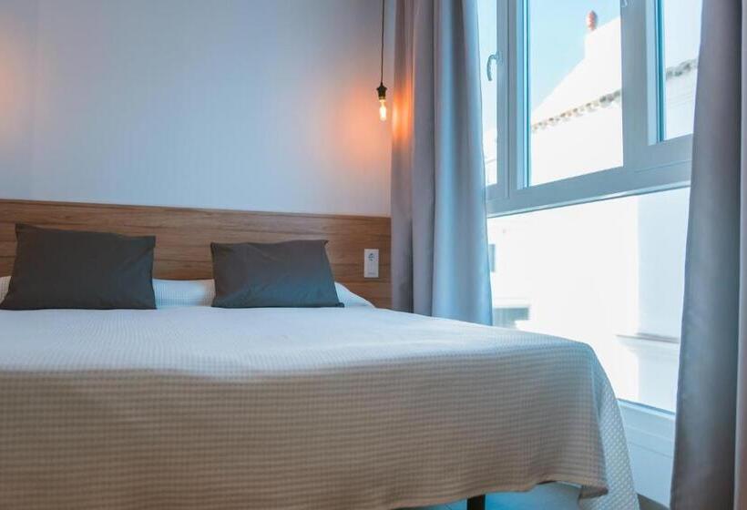 标准工作室, Apartamentos Zhr