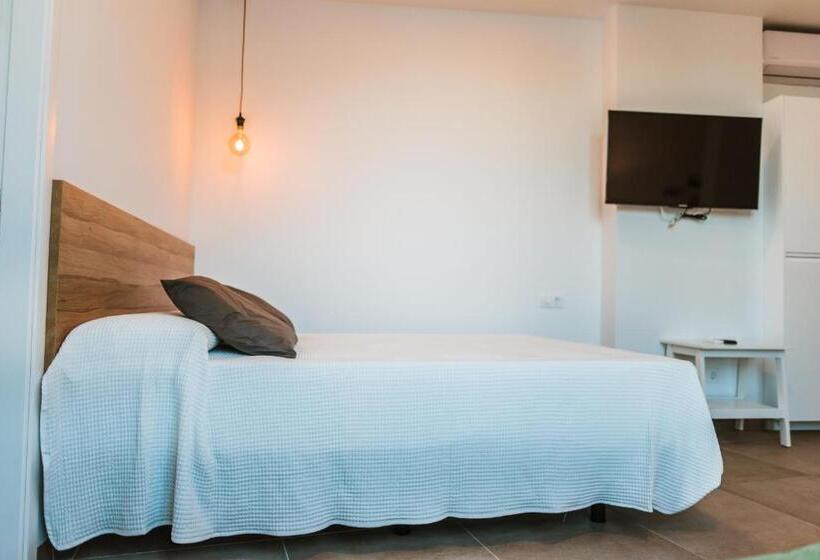 标准工作室, Apartamentos Zhr