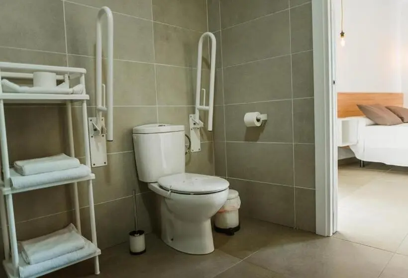 استودیو استاندارد با بالکن, Apartamentos Zhr
