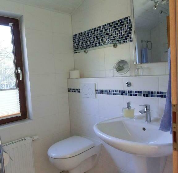 غرفة قياسية, Ullas Gästehaus