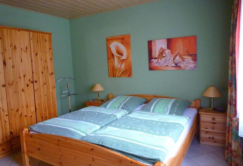 شقة غرفة نوم واحدة بالطابق الأرضى, Ullas Gästehaus