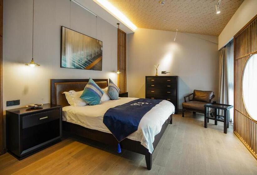 标准间, Cheng Zhai