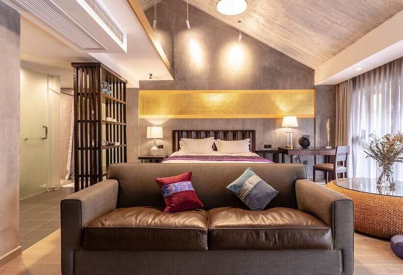 家庭间, Cheng Zhai