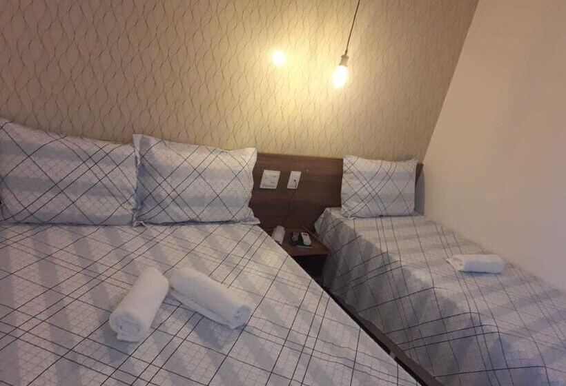 Quarto Triplo Estandar, Pousada Aliança