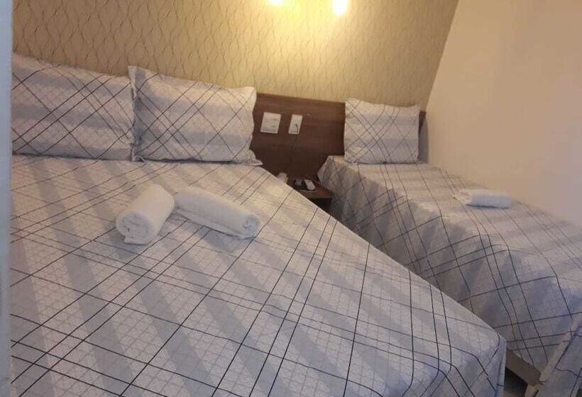 Standaard Driepersoonskamer, Pousada Aliança