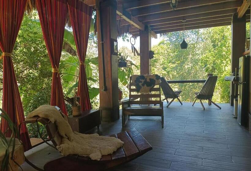 خانه 2 خوابه, Alice Guesthouse