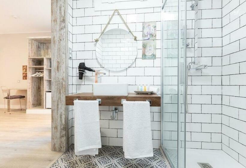 חדר דלוקס עם מרפסת, Urban Sabadell