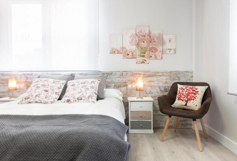 סוויטה עם טרסה, Urban Sabadell